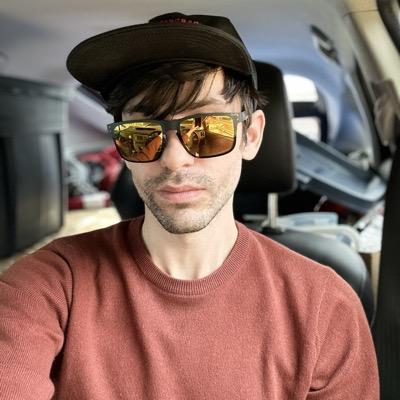 yawnbox :rebel:'s avatar